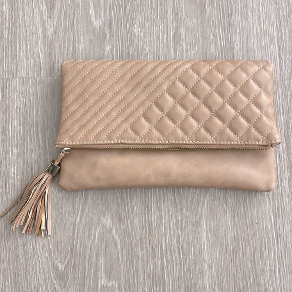 Folding Tan Clutch with Option Chain Women’s Urban Expressions